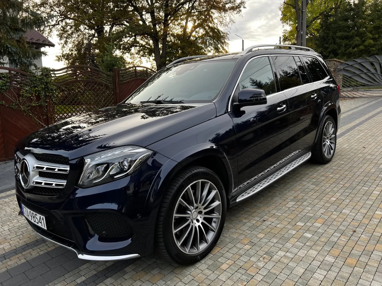 Mercedes-Benz GLS 500